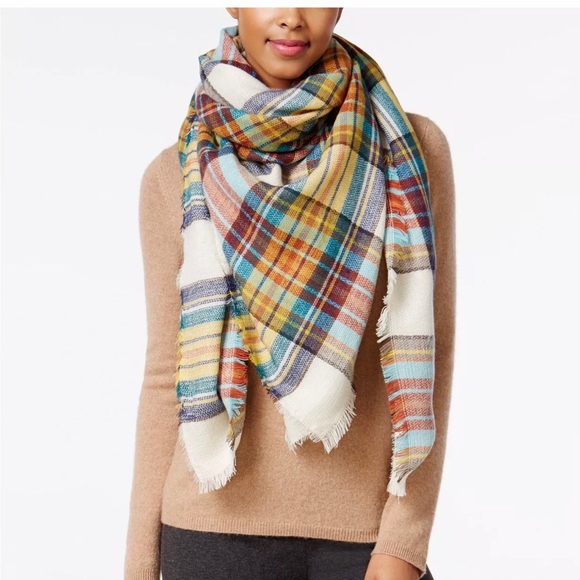 Steve Madden Accessories - Steve Madden Oversized Large Plaid Blanket Scarf